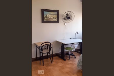 Sala de apartamento à venda com 4 quartos, 217m² em Independência, Porto Alegre
