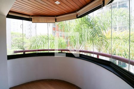 Apartamento para alugar com 2 quartos, 79m² em Brooklin Paulista, São Paulo