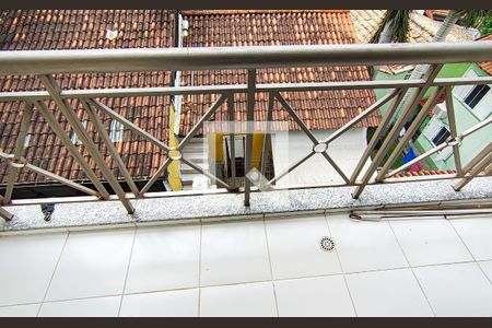 Casa à venda com 85m², 2 quartos e 2 vagasVaranda - Quarto 2