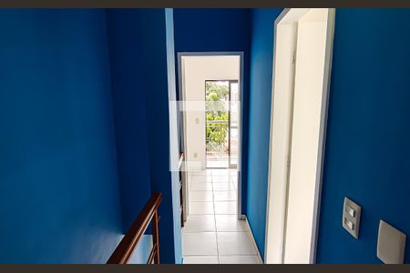 Casa à venda com 85m², 2 quartos e 2 vagasCorredor