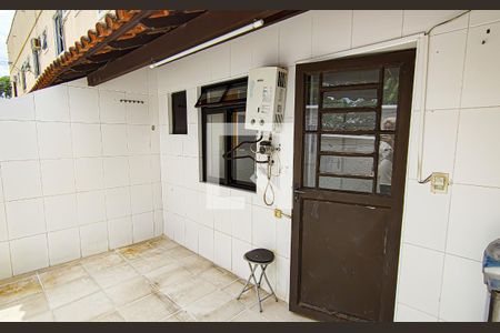 Casa à venda com 85m², 2 quartos e 2 vagasÁrea de Serviço