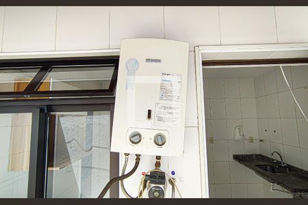 Casa à venda com 85m², 2 quartos e 2 vagasÁrea de Serviço