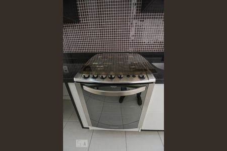 Apartamento para alugar com 52m², 1 quarto e 1 vaga Apartamento para alugar com 52m², 1 quarto e 1 vagaCozinha - fogão