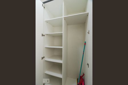 Apartamento para alugar com 52m², 1 quarto e 1 vaga Apartamento para alugar com 52m², 1 quarto e 1 vagaCozinha - Armários