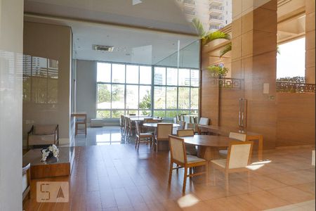 Apartamento para alugar com 52m², 1 quarto e 1 vaga Apartamento para alugar com 52m², 1 quarto e 1 vagaÁrea comum - Salão de festas