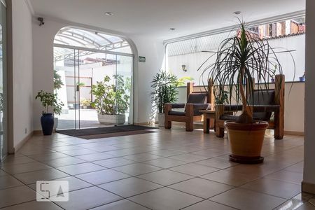 Apartamento à venda com 40m², 1 quarto e 1 vaga Apartamento à venda com 40m², 1 quarto e 1 vagaHall social