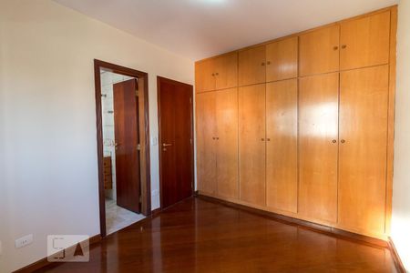 Apartamento para alugar com 205m², 4 quartos e 2 vagasQuarto 4 suíte