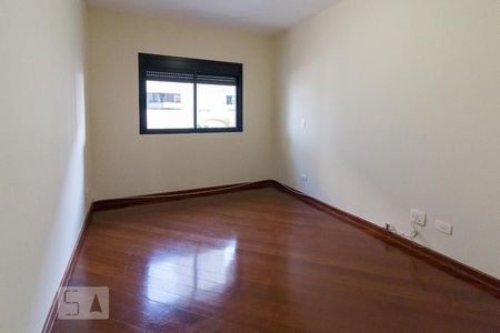 Apartamento para alugar com 205m², 4 quartos e 2 vagasQuarto 1