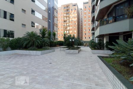 Apartamento para alugar com 205m², 4 quartos e 2 vagasÁrea comum