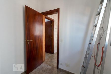 Apartamento para alugar com 205m², 4 quartos e 2 vagasQuarto de serviço