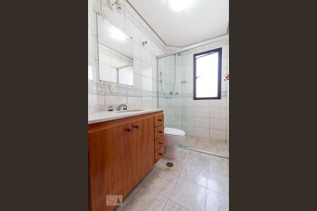 Apartamento para alugar com 205m², 4 quartos e 2 vagasBanheiro quarto 2 suíte