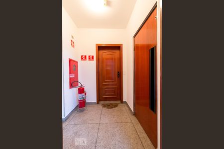 Apartamento para alugar com 205m², 4 quartos e 2 vagasHall de entrada de serviço
