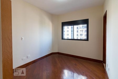 Apartamento para alugar com 205m², 4 quartos e 2 vagasQuarto 2 suíte