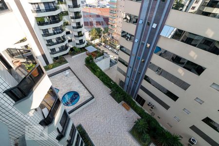 Apartamento para alugar com 205m², 4 quartos e 2 vagasVista varanda da sala