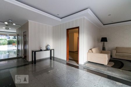 Apartamento para alugar com 205m², 4 quartos e 2 vagasHall de entrada do bloco