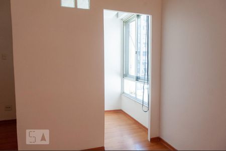 Apartamento à venda com 45m², 1 quarto e sem vaga Apartamento à venda com 45m², 1 quarto e sem vagaSala