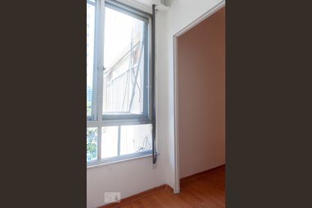 Apartamento à venda com 45m², 1 quarto e sem vaga Apartamento à venda com 45m², 1 quarto e sem vagaSala