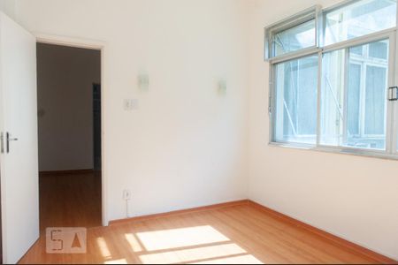Apartamento à venda com 45m², 1 quarto e sem vaga Apartamento à venda com 45m², 1 quarto e sem vagaQuarto