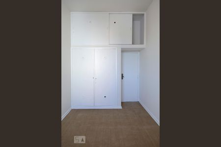 Apartamento para alugar com 104m², 3 quartos e 1 vaga Apartamento para alugar com 104m², 3 quartos e 1 vagaQuarto 2