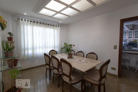 Apartamento à venda com 242m², 4 quartos e 3 vagasSala de jantar