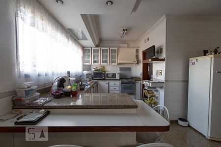 Apartamento à venda com 242m², 4 quartos e 3 vagasCozinha