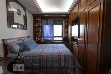 Apartamento à venda com 242m², 4 quartos e 3 vagasSuíte 3