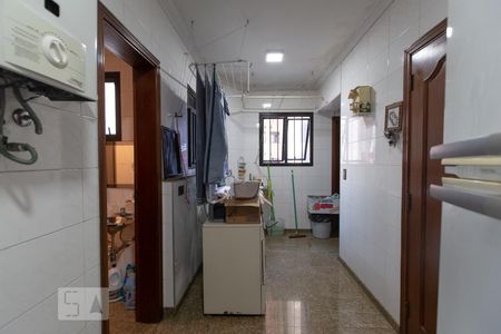 Apartamento à venda com 242m², 4 quartos e 3 vagasÁrea de Serviço