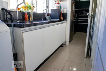 Apartamento à venda com 100m², 3 quartos e 2 vagasCozinha