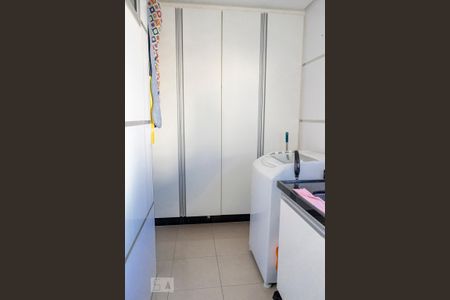 Apartamento à venda com 100m², 3 quartos e 2 vagasÁrea de Serviço
