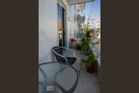 Apartamento à venda com 100m², 3 quartos e 2 vagasSacada