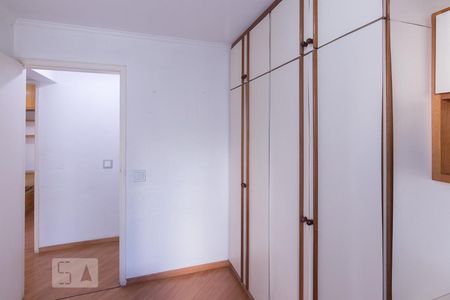 Apartamento à venda com 96m², 3 quartos e 2 vagasQuarto 1