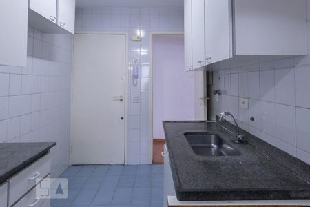 Apartamento à venda com 96m², 3 quartos e 2 vagasCozinha