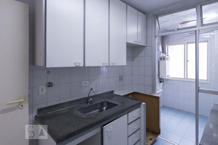 Apartamento à venda com 96m², 3 quartos e 2 vagasCozinha