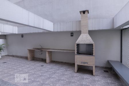 Apartamento à venda com 96m², 3 quartos e 2 vagasChurrasqueira