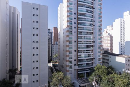 Apartamento à venda com 96m², 3 quartos e 2 vagasVista Quarto 2