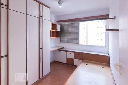 Apartamento à venda com 96m², 3 quartos e 2 vagasQuarto 1