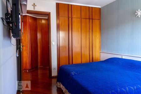 Apartamento à venda com 208m², 5 quartos e 3 vagasQuarto 2