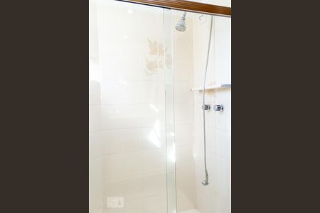 Apartamento à venda com 208m², 5 quartos e 3 vagasBanheiro do Quarto 2