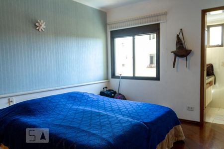 Apartamento à venda com 208m², 5 quartos e 3 vagasQuarto 2
