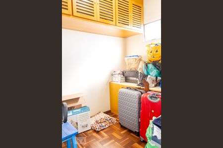 Apartamento à venda com 208m², 5 quartos e 3 vagasQuarto de Serviço