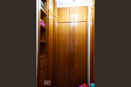 Apartamento à venda com 208m², 5 quartos e 3 vagasCloset do Quarto 1
