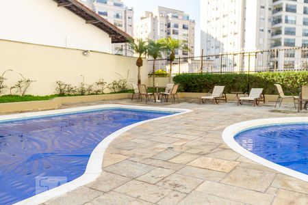 Apartamento à venda com 208m², 5 quartos e 3 vagasÁrea comum - Piscina