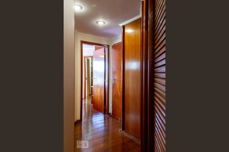 Apartamento à venda com 208m², 5 quartos e 3 vagasCorredor dos Quartos 