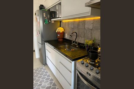 Cozinha de apartamento para alugar com 1 quarto, 62m² em Vila Anglo Brasileira, São Paulo