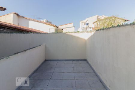 Casa para alugar com 226m², 3 quartos e 5 vagas Casa para alugar com 226m², 3 quartos e 5 vagasQuintal