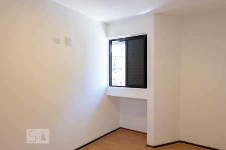 Quarto de kitnet/studio para alugar com 1 quarto, 35m² em Bigorrilho, Curitiba