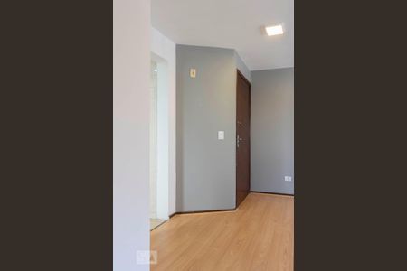 Studio para alugar com 35m², 1 quarto e sem vaga Studio para alugar com 35m², 1 quarto e sem vagaSala