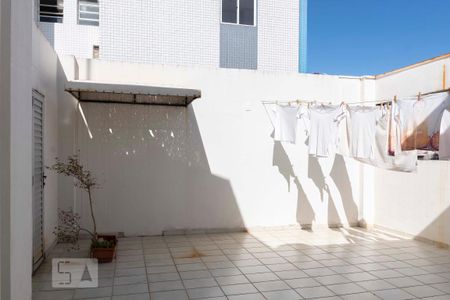 Studio para alugar com 35m², 1 quarto e sem vaga Studio para alugar com 35m², 1 quarto e sem vagaÁrea Comum - Terraço