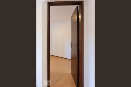 Studio para alugar com 35m², 1 quarto e sem vaga Studio para alugar com 35m², 1 quarto e sem vagaCorredor