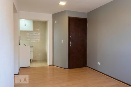 Studio para alugar com 35m², 1 quarto e sem vaga Studio para alugar com 35m², 1 quarto e sem vagaSala